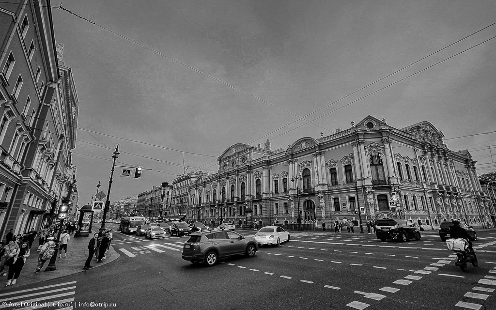 Прогулка по Санкт-Петербургу днём, … // Тени реальности tg1728732716_2638_AQAD-ekxG7AoUEh-file_1386.jpg