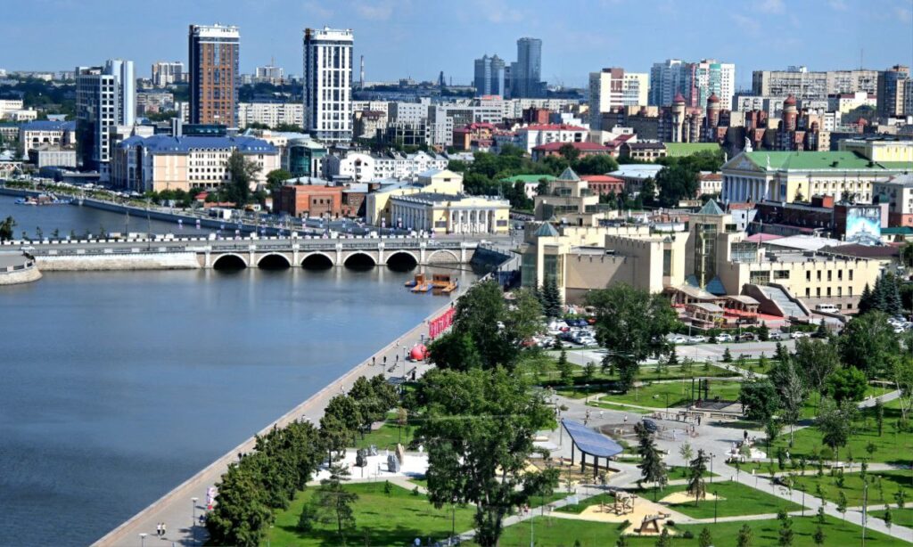 Челябинск за пару дней раскрылся с самых разных и … tg1751087341_2948_AQADevQxG1b5-Up-file_192-1024x614.jpg