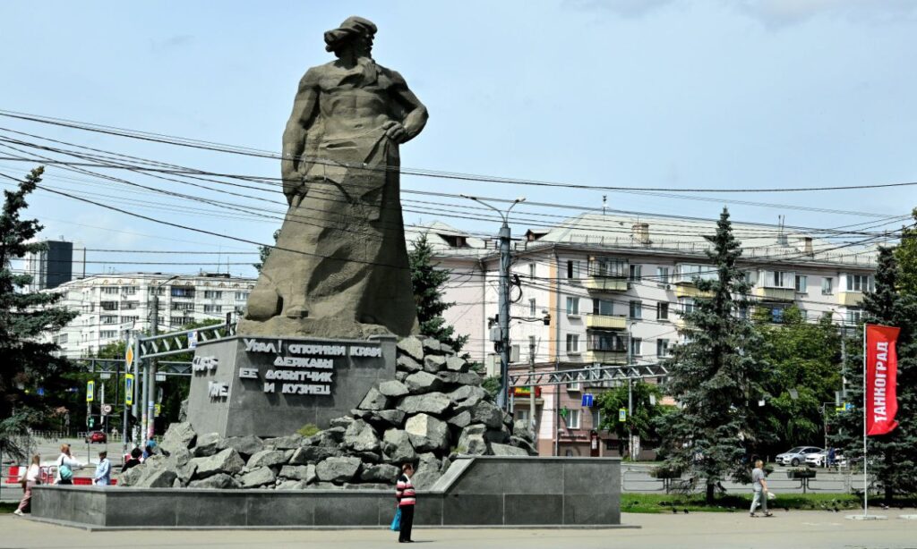Челябинск за пару дней раскрылся с самых разных и … tg1751087341_2949_AQADe_QxG1b5-Up-file_193-1024x614.jpg
