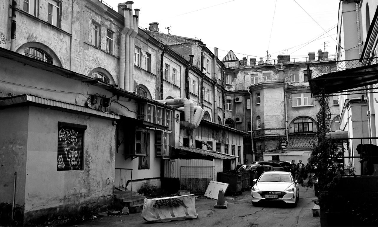 Не спрашивайте, почему в этот раз … // Тени реальности